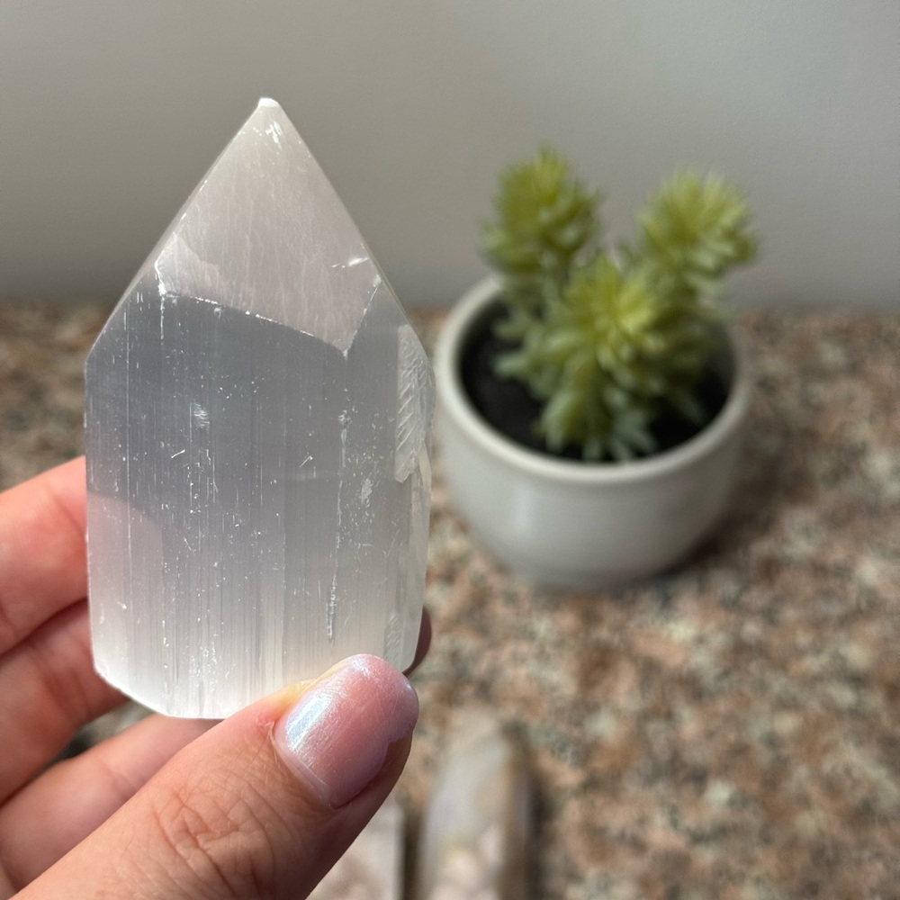 Selenite Tower